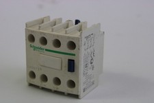 Schneider Electric LADN13 Auxiliary Switch -used-