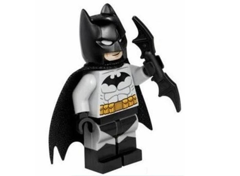 LEGO DC Hero Minifigure Batman with Batarang (SH0689) From 40453 Set (New)