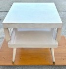 NO SHIPPING VINTAGE MCM BLONDE FORMICA END TABLE / SIDE TABLE REALLY SHARP — photo 3