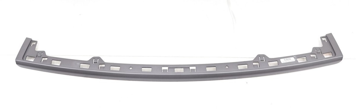 NEW OEM Mopar Rear Bumper Step Pad Surround 5XV41XS9AB Jeep Grand