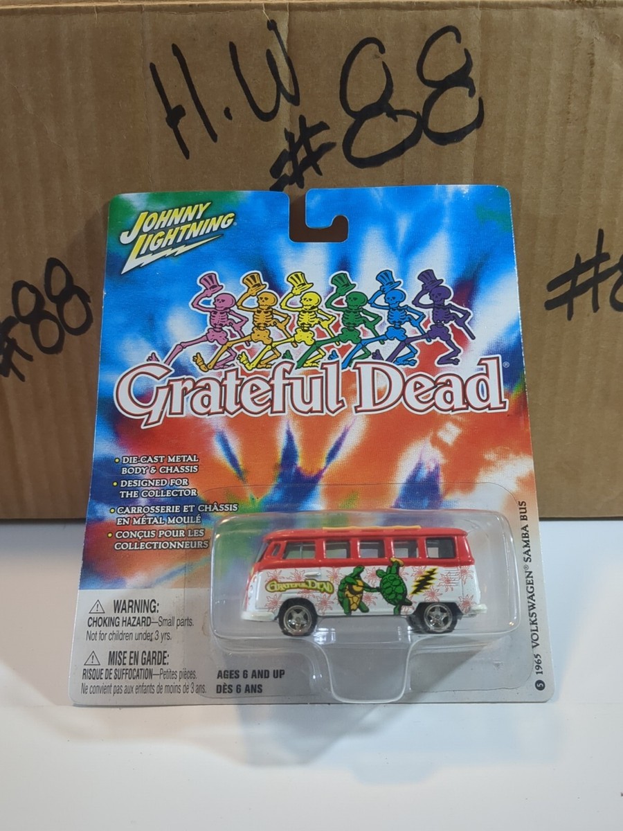 2004 Johnny Lightning GRATEFUL DEAD 1965 VW Volkswagen Samba Bus