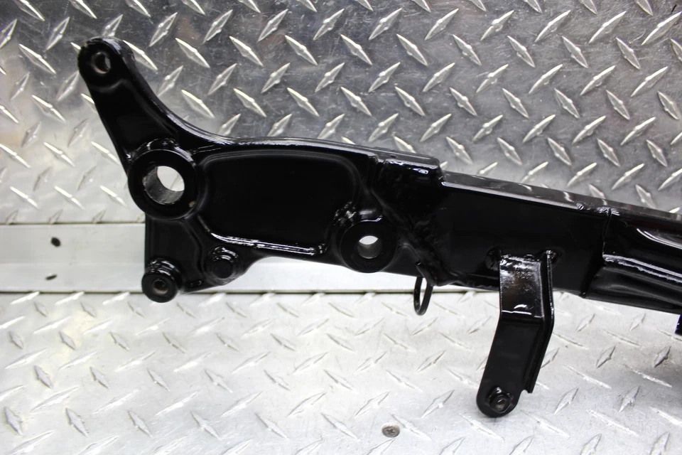 1999 KAWASAKI VULCAN 1500 VN1500J DRIFTER REAR SWINGARM W/ AXLE 33001-1561 - Image 4 of 4