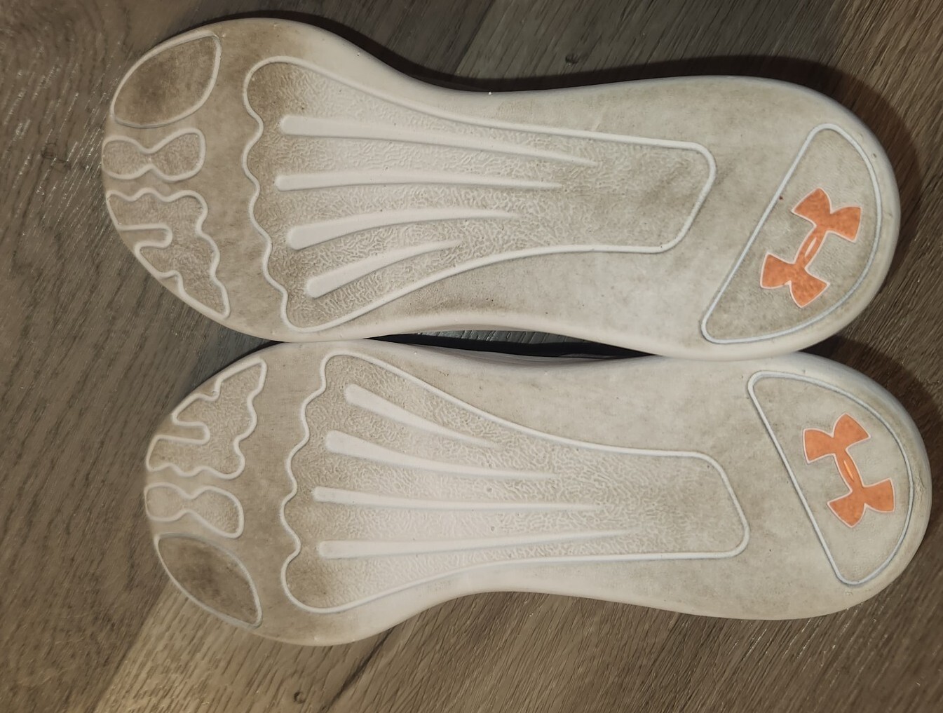 UNDER ARMOUR SPEEDFORM STUDIOLUX WOMEN'S ATHLETIC Sneakers SIZE 8.5 thumbnail 6