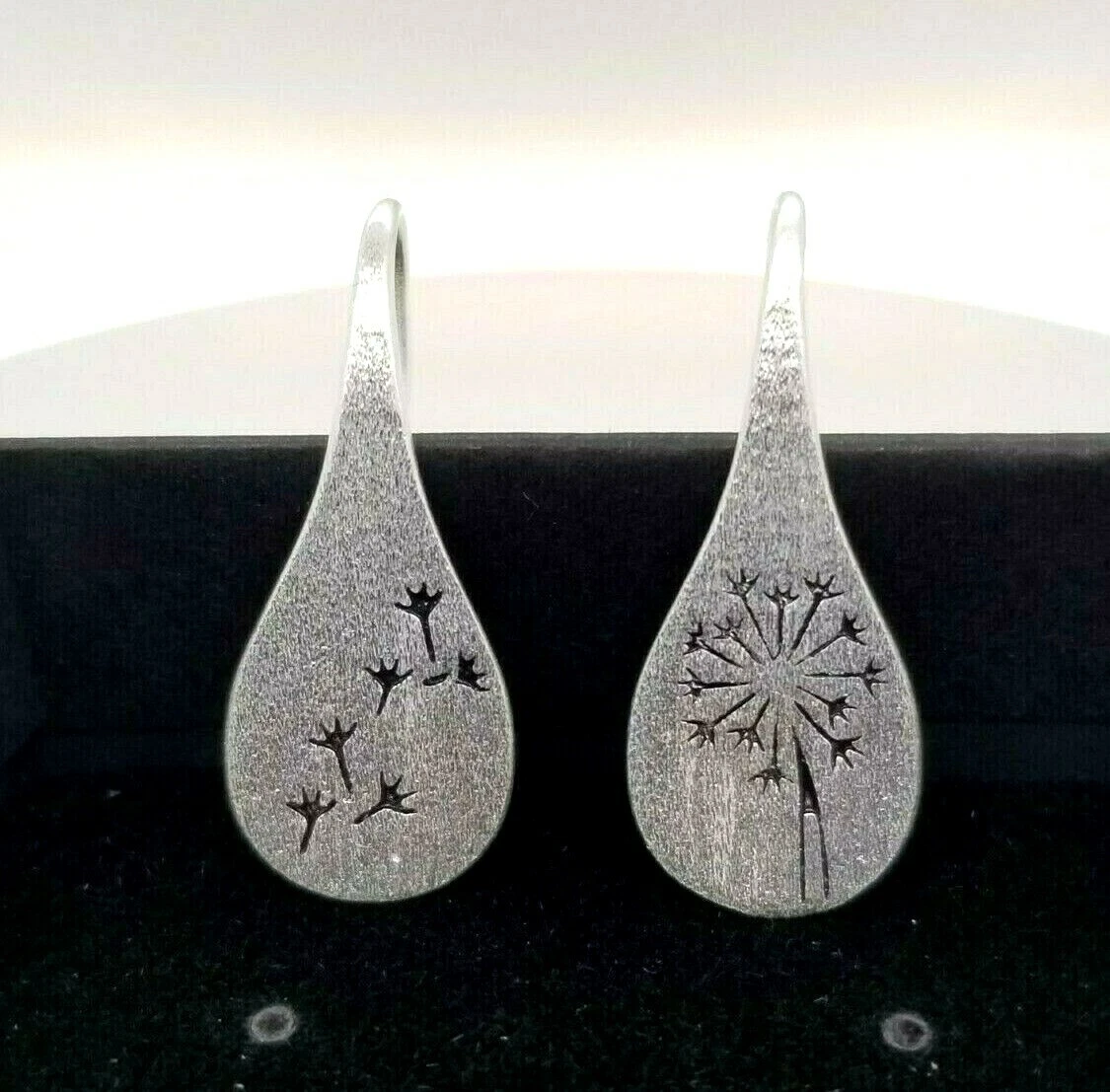 Beautiful earth earrings online