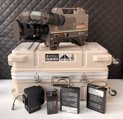 Hitachi FP Z31A Computacam Videokamera mit Koffer Vintage Broadcast Camera Z31