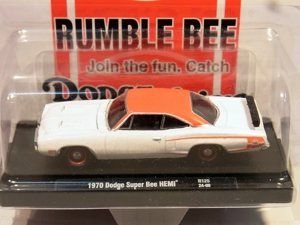 1970 Dodge Super Bee Hemi  red/white  1:64 M2 Machines  blister # 11228 - Bild 2 von 4