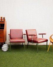 Jakob, la paire de fauteuils en skaï et chrome N°794