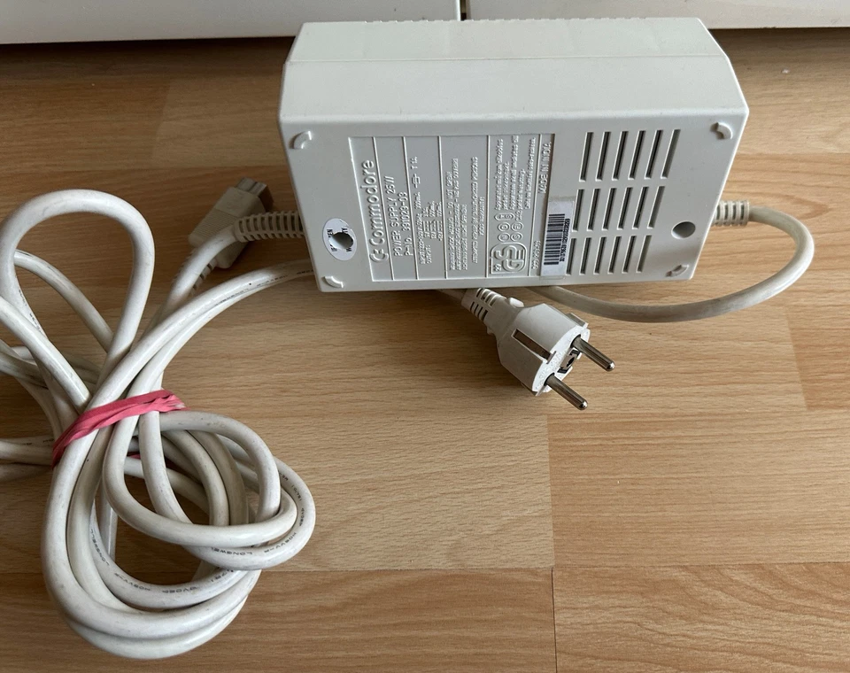 Netzteil   3.0 Amper für / for A500/A600/A1200, works, getestet  #05 25 - Bild 4 von 4
