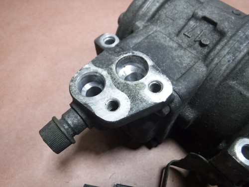 Jeep Grand Cherokee ZJ 93-97 4.0 6 Cyl A/C Compressor Factory OEM - Picture 3 of 5