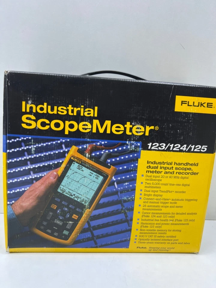 Fluke 123 Industrial ScopeMeter , 20 Mhz - Image 2 of 4
