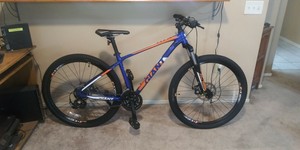 2019 giant atx