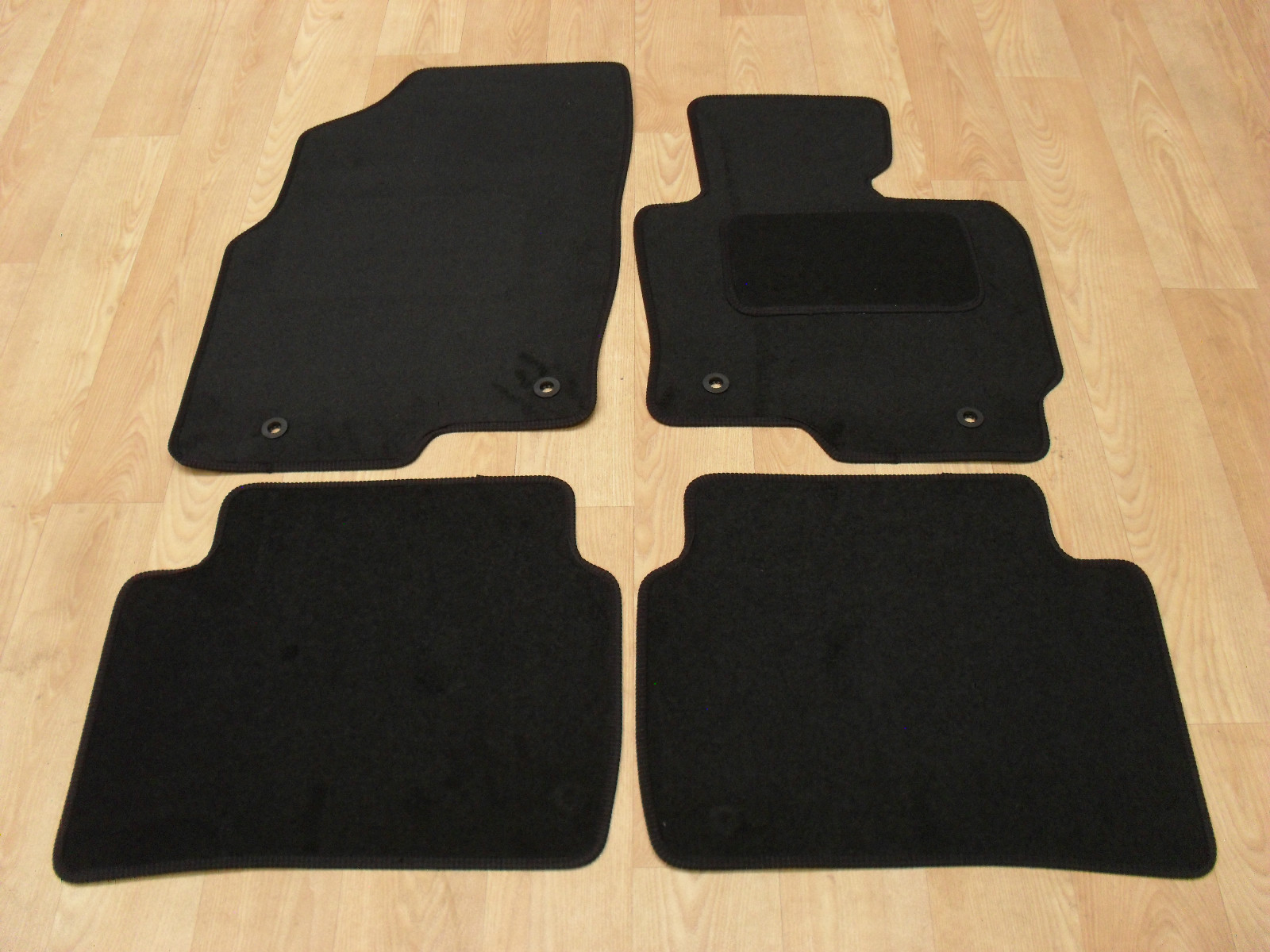 Car Mats for Mazda CX5 2012-17 Tailored Fit Car Mat Set in Black