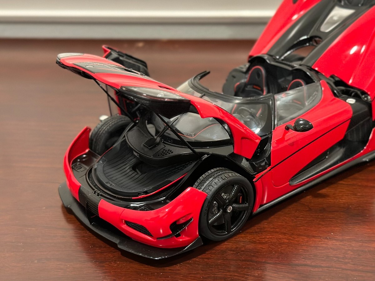 AUTOart Koenigsegg Agera RS Red/Black 1/18 Scale Model Car | Very