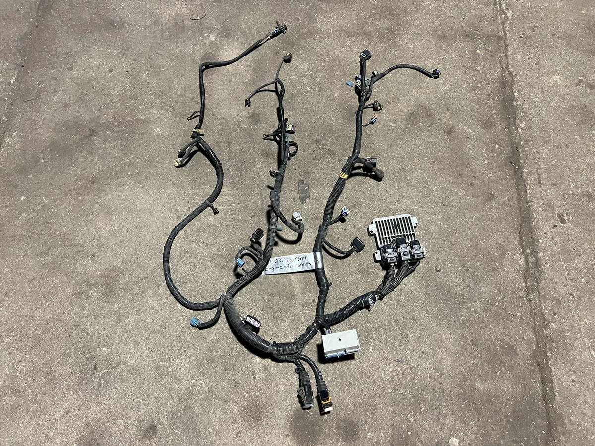 06 Pontiac Torrent ENGINE & TRANSMISSION WIRING HARNESS W/ ECM FWD.