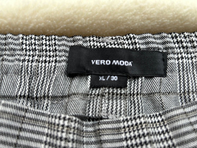 Vero Moda Hose Glencheck schwarz weiß grau Gr 44 XL Länge 30 Neu