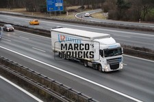 Truck photo DAF XF tarpaulin trailer Germany white ÜREYLER #f3xt
