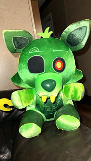 Funko Five Nights at Freddy’s Shamrock Foxy Green Plush Doll 2022