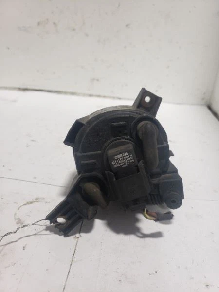 Luz de estacionamiento/esquina del conductor montada para parachoques antiniebla para AUDI A3 706825 06-13 Foto 2 de 4