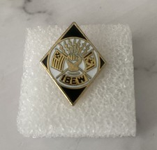 Rare épingle à chapeau revers poing Canada USA IBEW vintage fraternité ouvriers électriciens