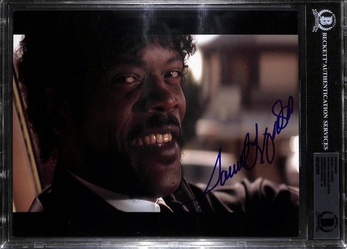 Samuel L. Jackson Signed 8x10 Pulp Fiction Photo Beckett Slab