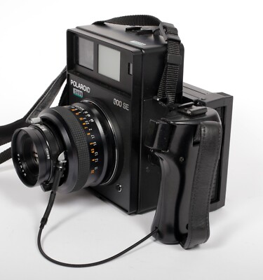 Polaroid 600 SE camera with 127mm F4.7 lens + back #5898 | eBay