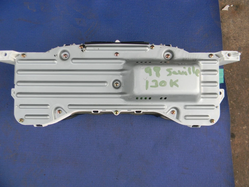 Cadillac Sevilla 1998 99 01 02 03 2004 cuadro de instrumentos velocímetro 25689789 Foto 3 de 4