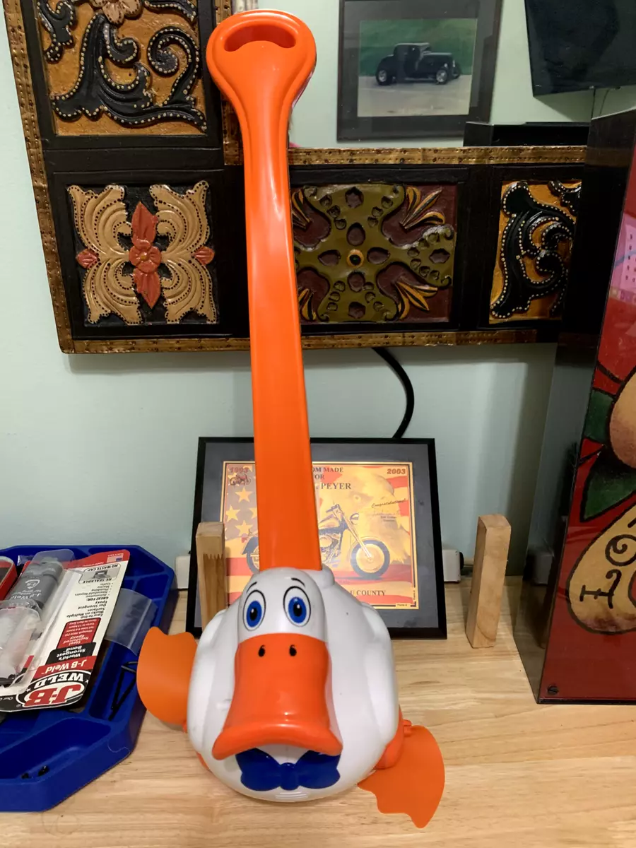 2018 Magic Time WADDLE Duck Rolling Flapping Kids Toy