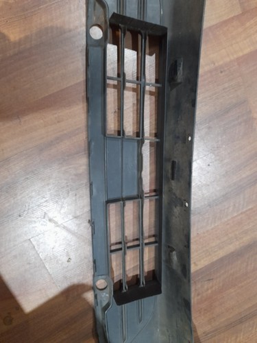 GENUINE FORD TRANSIT 2017-22 LOWER FRONT BUMPER MIDDLE GRILL JK2117K946AC - Picture 7 of 8
