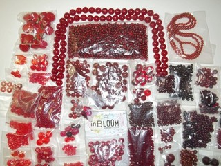 LOTS OF JEWELRY MAKING BEADS MIXED REDS DARK AND CHERRY CRYSTAL AB GLASS 2LBS