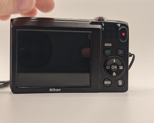Nikon Coolpix S2600 14.0MP Digital Camera - Black - DEAD PIXELS - Picture 4 of 11