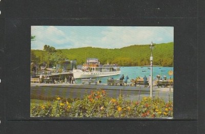 Postkarte-Seefähre am Pier-Bowness auf Windemere-Lake District-die einfängt eine