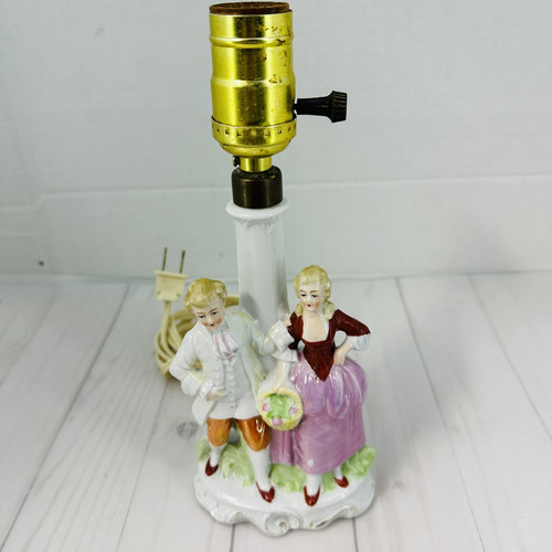 Lampada da tavolo accento statuina coppia corteggio vittoriana porcellana tedesca boudoir - Foto 2 di 16