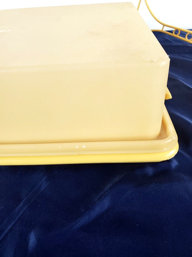 Tupperware Rectangular Sheet Cake Carrier 622-2, Handle 624-13, Lid 623-5 - Picture 3 of 15