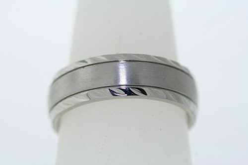 7mm Stainless Steel Satin Center Swirl Notched Groove Edge Band Ring - Picture 6 of 7