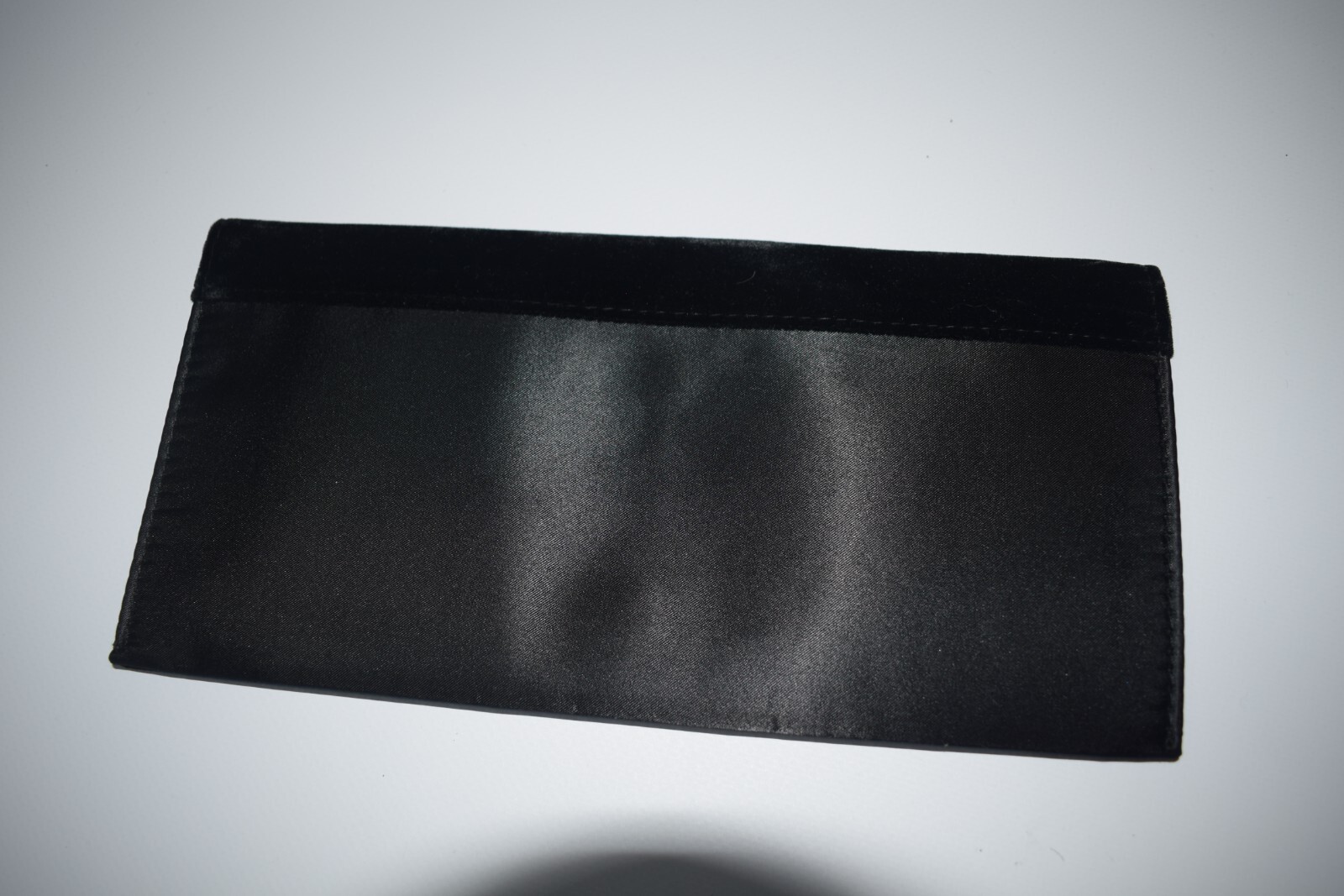 YVES SAINT LAURENT YSL Borsa Profumi Sera Velluto Nero Satinato Frittura Cosmetici