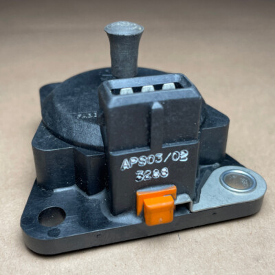 DUCATI 748 916 996 998 888 851 AIR PRESSURE SENSOR MARELLI AUTRONICA APS 03/02