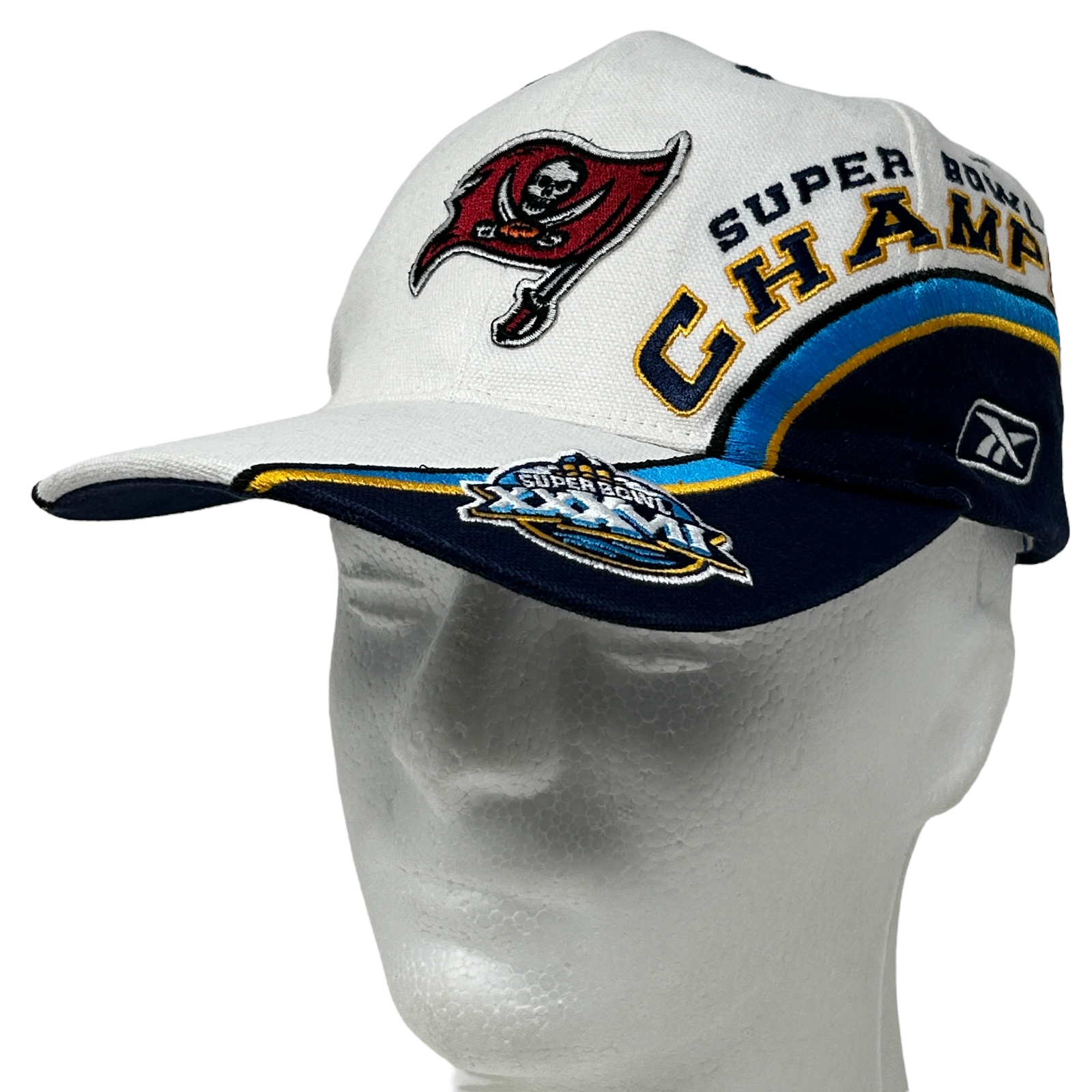 Vintage Y2K White Reebok Tampa Bay Buccaneers Super Bowl XXXVII Cap