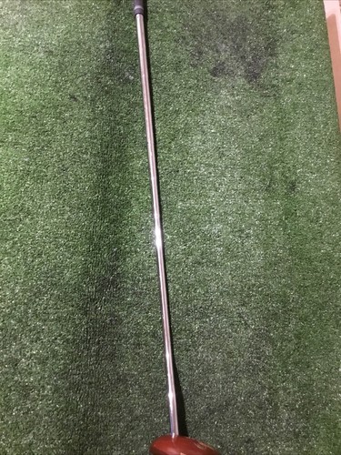 Dynacraft Conrail Persimmon Putter 35.5 Inches - Picture 7 of 9