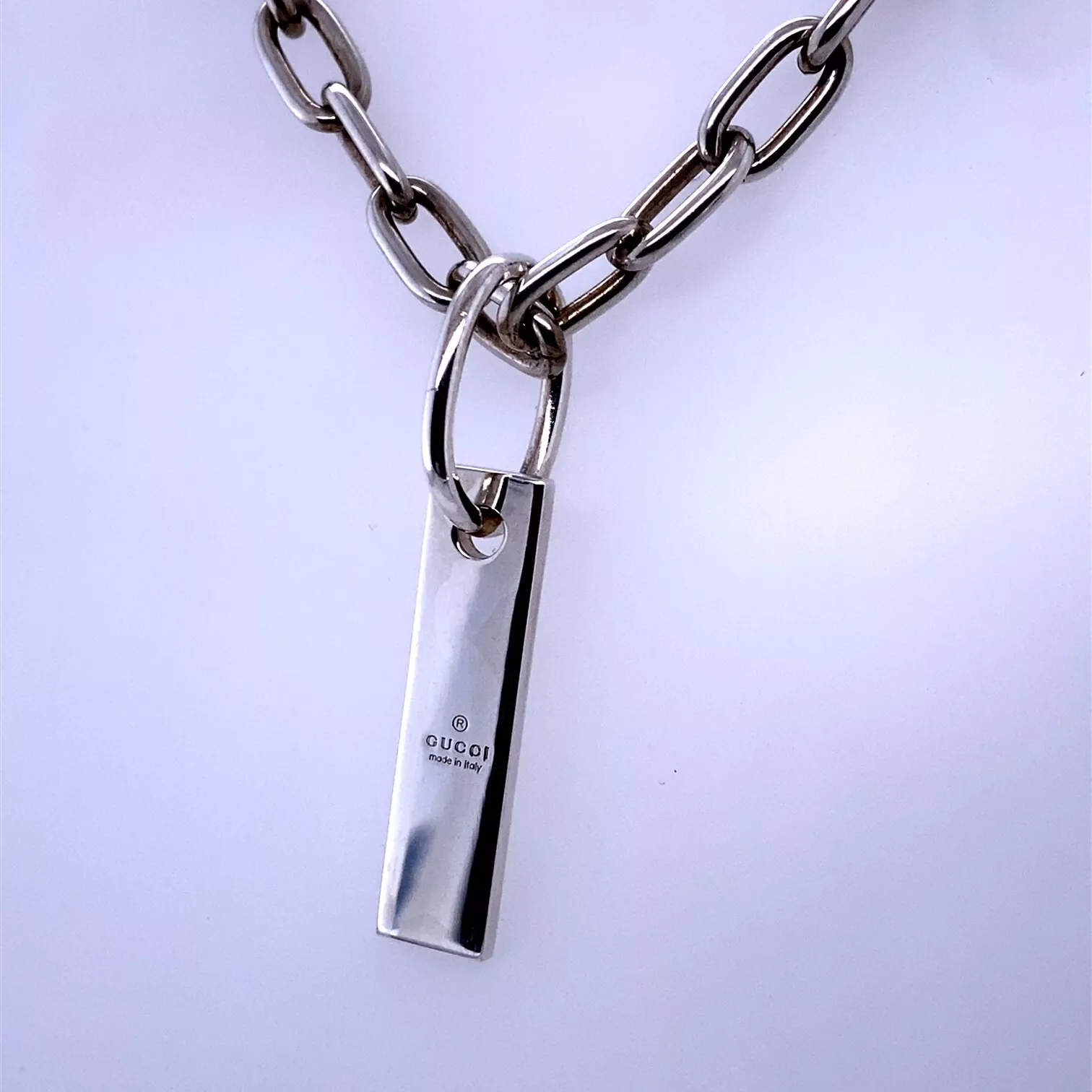 PENDENTIF RECTANGLE ET CHAÎNE LOGO GUCCI 925 20
