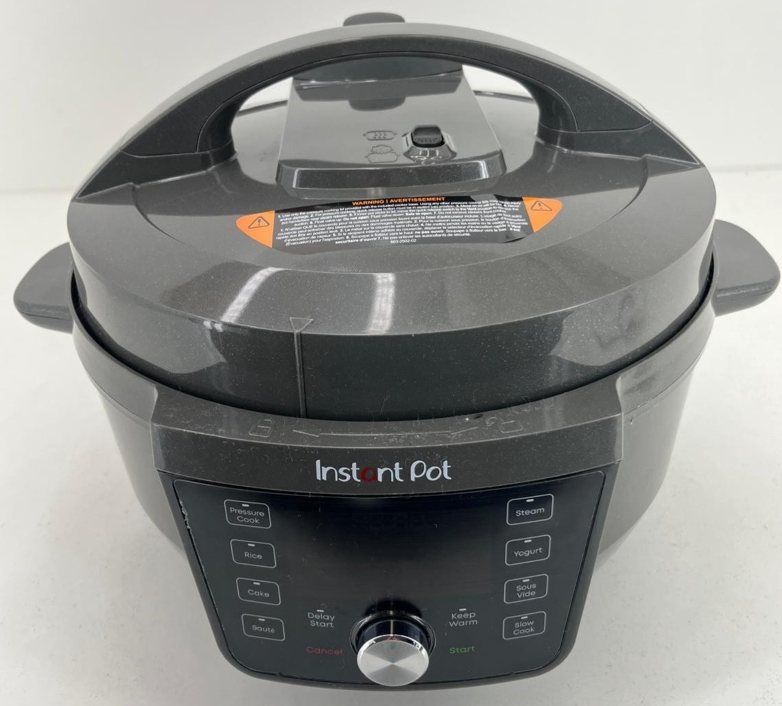 Instant Pot  7.5qt  7-in-1 Electric Pressure Cooker