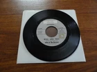 JULIE & THE DESIRES Kiss & Tell/Sand Dune U.S. 7" 45 ZIG ZAG 1964 GIRL GROUP EX