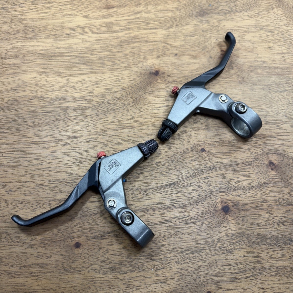 Avid Speed Dial Ti Levers Titanium Grey/Black V-Brake 2002 | eBay