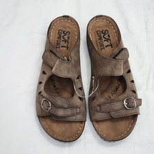 Soft Comfort Bandwagon Women s Slip On Sandals Size 8 Memory Foam Footbed tan
