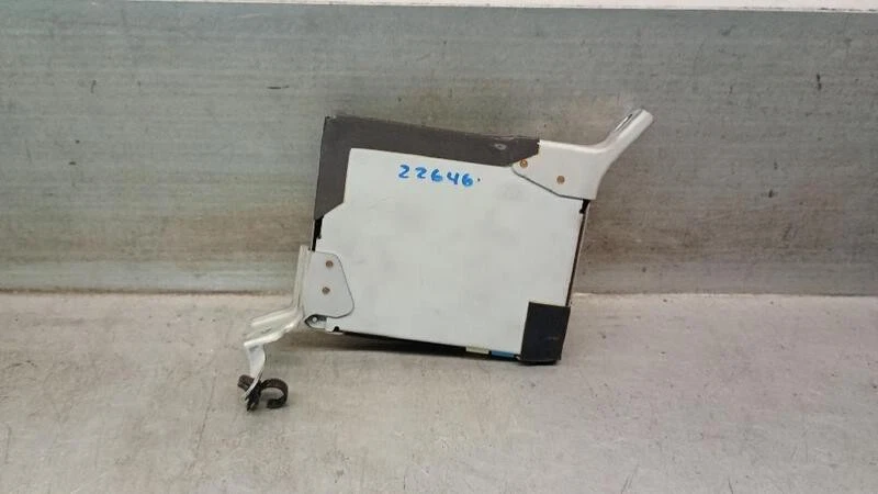 8679253050 modulo elettronico per LEXUS IS II ( E2 ) 220D (ALE20) 2005 5494420 - Immagine 2 di 4