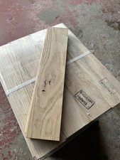 15.75 m2 of light solid oak parquet flooring - 6cm x 30 cm x 2cm