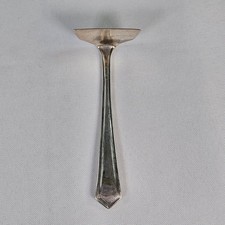Wm Rogers & Son Silver Plate Food Pusher Arbutus Pattern Pat 1920 Vintage Child