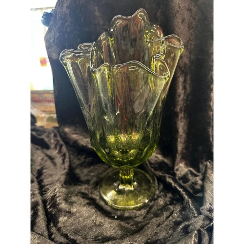 Vintage Fenton Green Ruffle Glass Vase