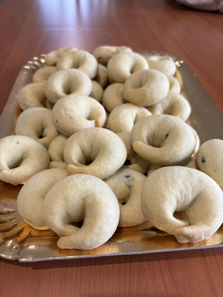 DOLCI ABRUZZESI, TARALLUCCI AL MOSTO COTTO, CELLI RIPIENI, ARTIGIANALI CASERECCI - Immagine 3 di 4