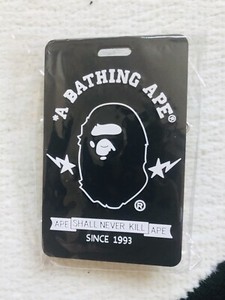 希少！A BATHING APE　LEATHER 　TAG BAG TAG 希少！A BATHING APE LEATHER TAG BAG TAG 希少！A BATHING APE
