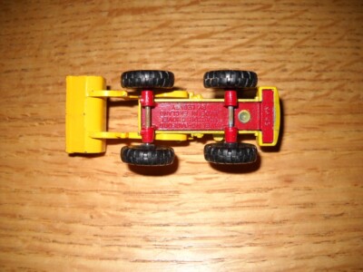 ミニカー MATCHBOX No.43 AVELING-BARFORD TRACTOR Aveling-Barford Tractor Shovel (43-B) | Matchbox Cars Wiki